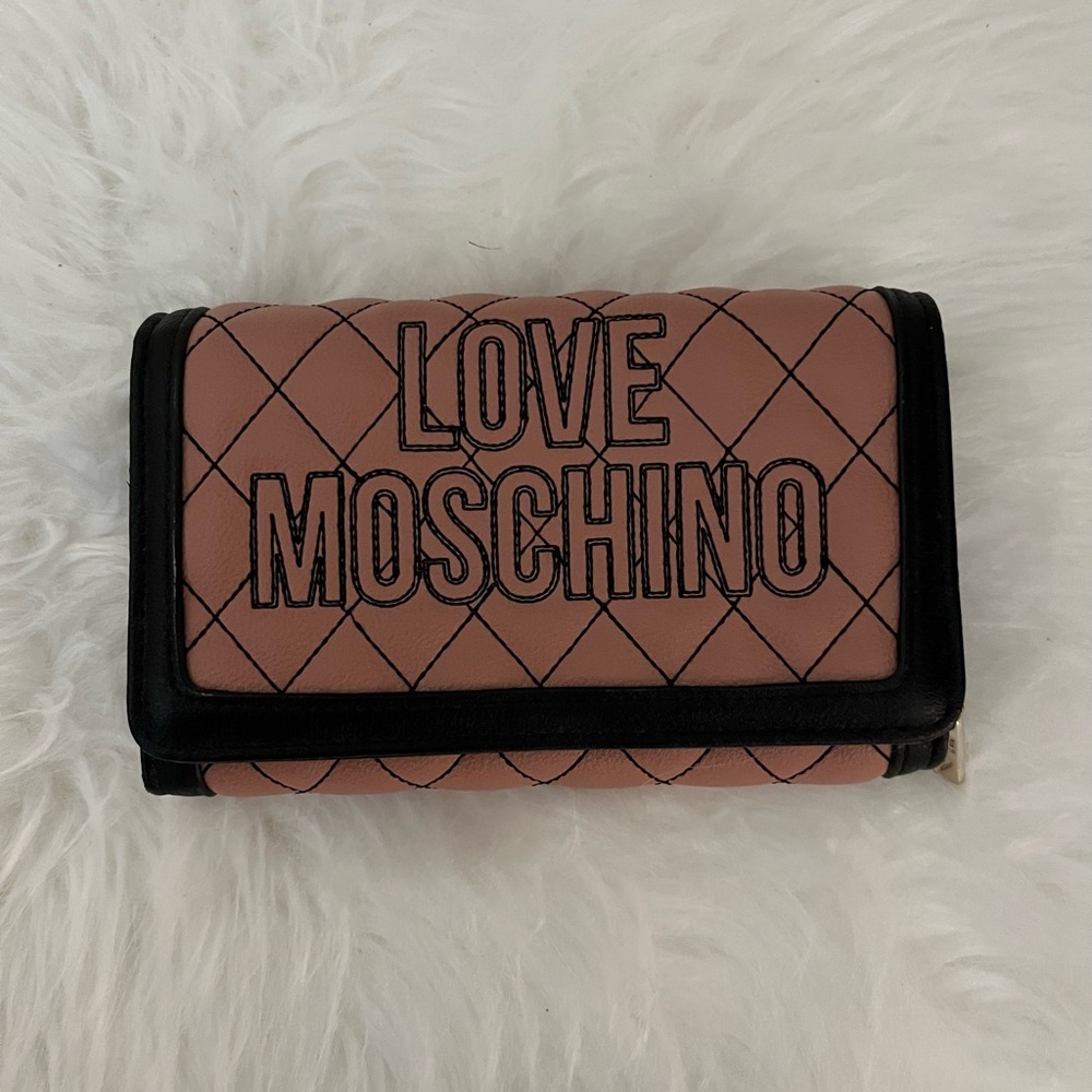 NWOT Love Moschino Pink Quilt Pattern Wallet